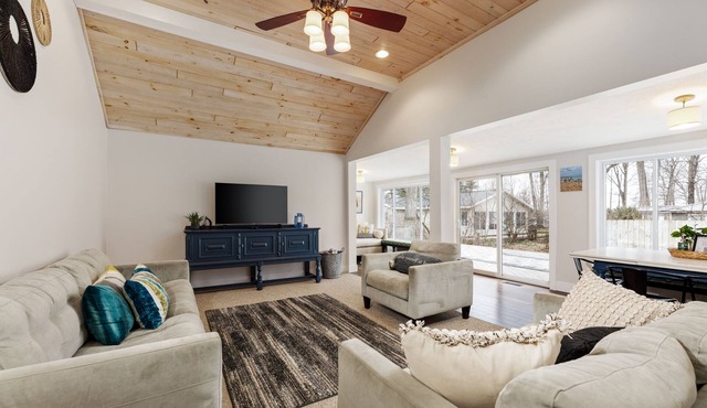 Green Lake Central Interlochen | Firepit