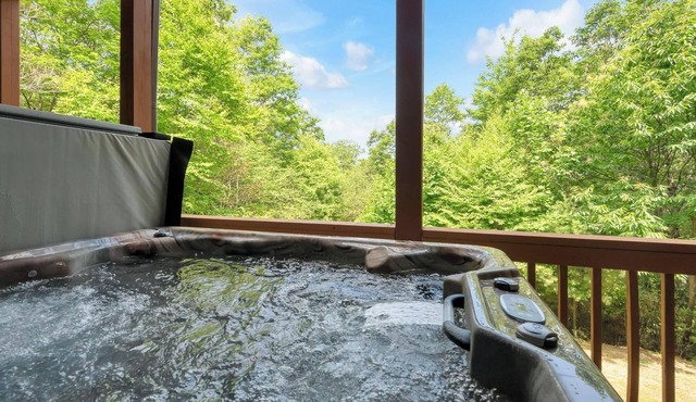 Green Mountain Getaway | Hot Tub, Exercise Room, & Endless Views | Dog-Friendly