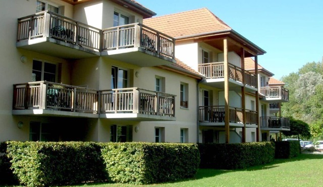 Green One, apartment on the Levernois golf course