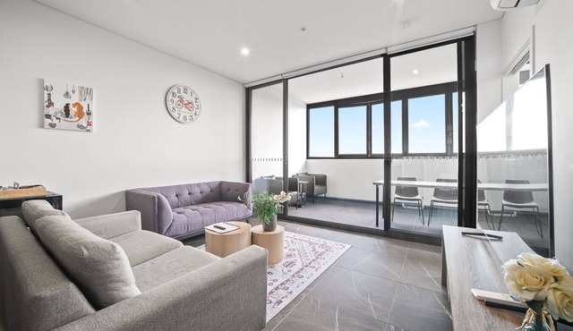 GREEN Skyline View2BR close to Easter Show