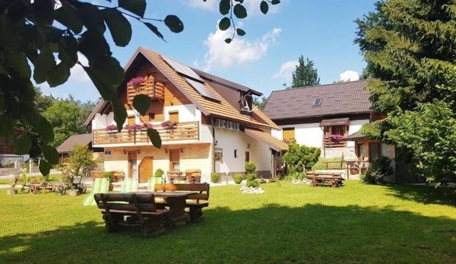 Green Valley Guesthouse in Jezerce
