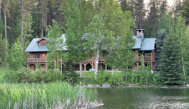 Green Valley Ranch Lodge & Cabin