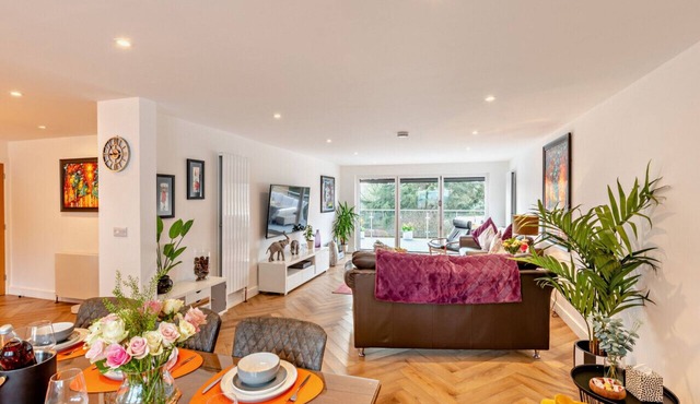 Greenacres - Three Bedroom House, Sleeps 6