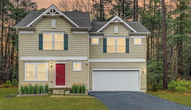 Greenbackville Retreat w/Deck: 1 Mi to Marina!