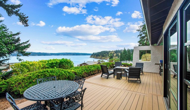 Greenbank Horizon Home - Water Views