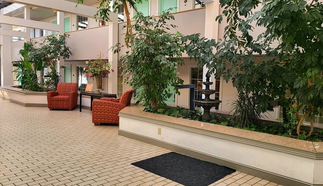 Greeneville Inn and Suites