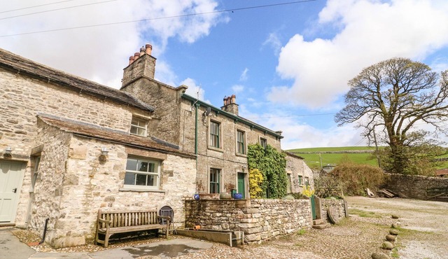 GREENGATES FARM, pet friendly in Horton-In-Ribblesdale