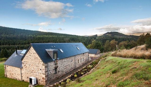 Greenhill Cottage - Three Bedroom Villa, Sleeps 6