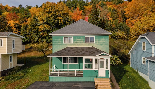 Greenleaf-Just listed! Summer in the U.P. Minutes to Hancock Beach & Trails