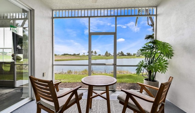 GreenLinks at Lely Resort · 1st Floor · Lake View · Golf · Sleeps 6
