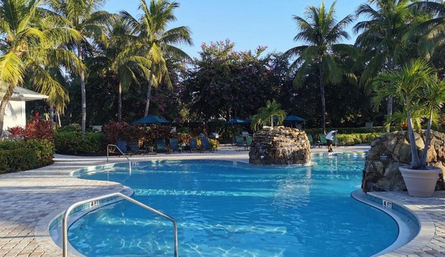 GreenLinks Luxury Villa at Lely Resort Golf - 3 Bedrooms