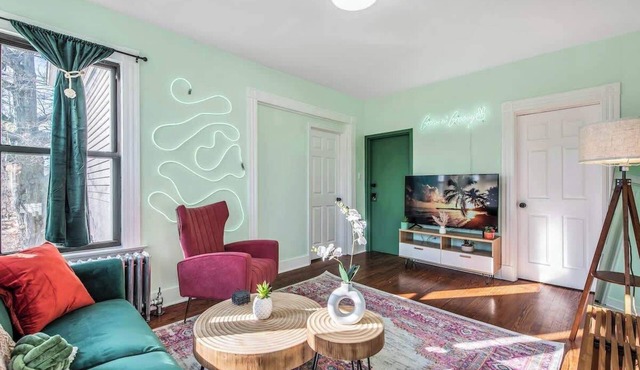 GreenN'Groovy: East Rock 5 mins to DT|Yale 5 beds