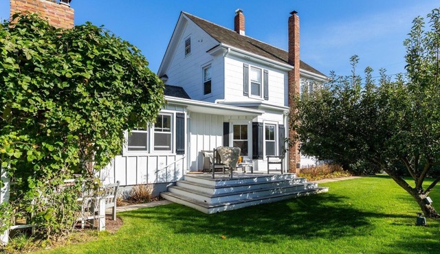 Greenport renovated farmhouse