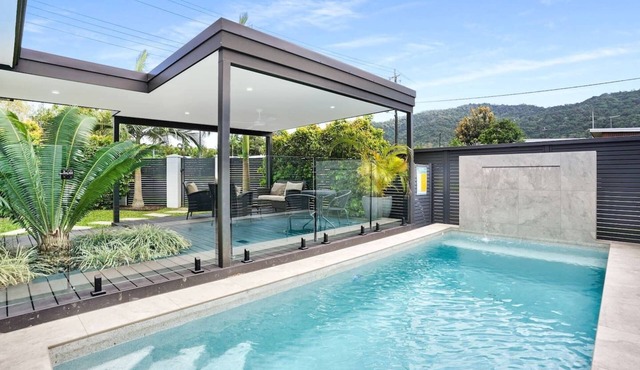 Greenslopes House in Edge Hill- Luxury Poolside Villa Near Cairns CBD | Walk to Cafes & Gardens