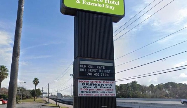 GreenTree Hotel & Extended Stay I-10 FWY Houston, Channelview, Baytown