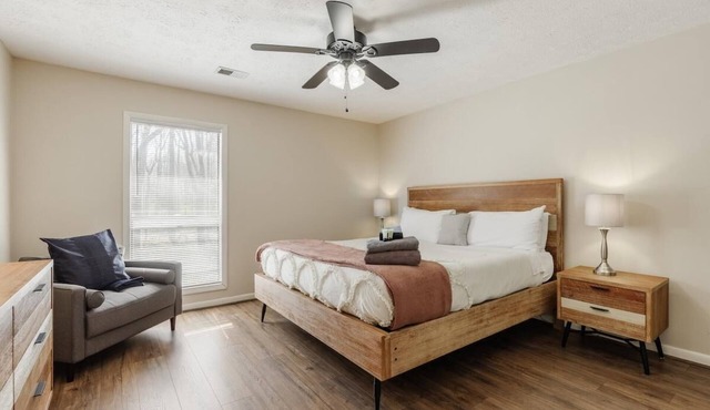 Greenville 3BR Retreat | Screened Porch | 4.85*
