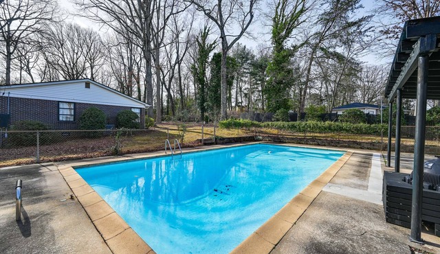 Greenville Home w/ Private Pool: 7 Mi to Downtown