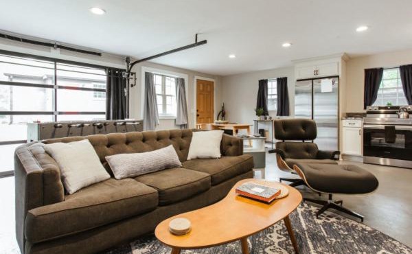 Greenway Garage with Firepit