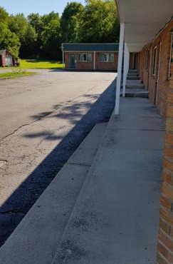 Greenway Motel