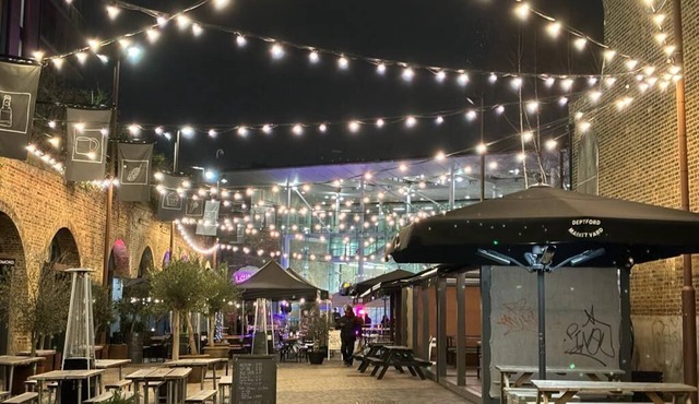 Greenwich retreat with balcony