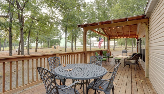 Greers Ferry Lake Access: Cabin w/Boat Slip!