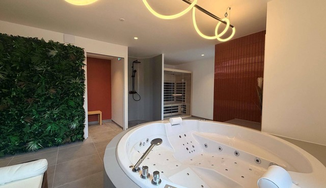 Greet Hotel Brest Aéroport