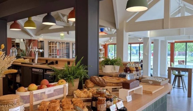 greet Hotel Dijon Sud Longvic