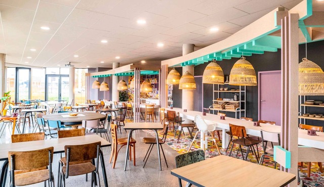 Greet Hotel Rennes Pace