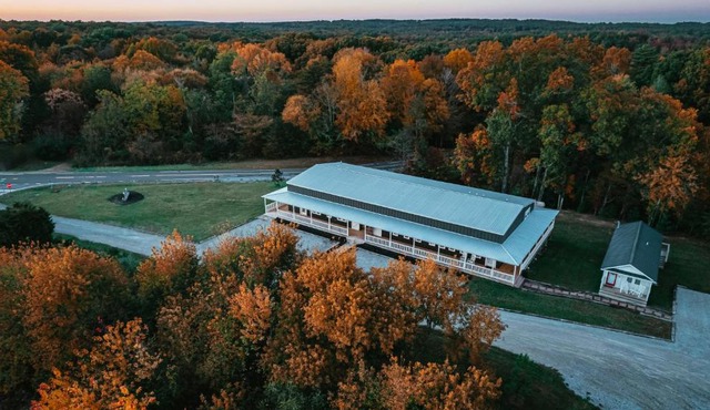 Greeter Falls Lodge Suite #4