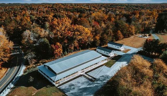 Greeter Falls Lodge Event Venue