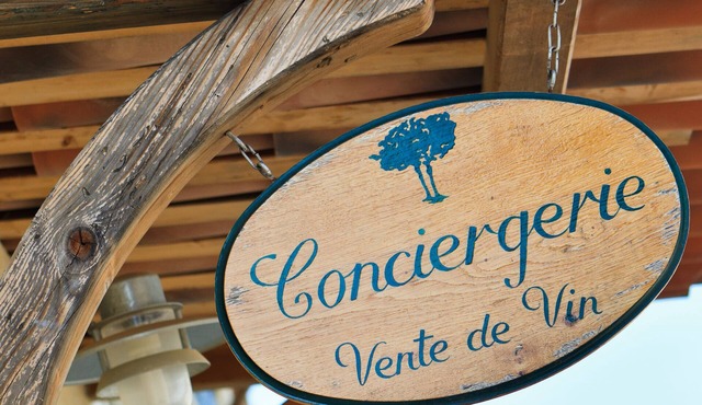 GRENACHE" APARTMENT IN THE HEART OF A 120-HECTARE VINEYARD