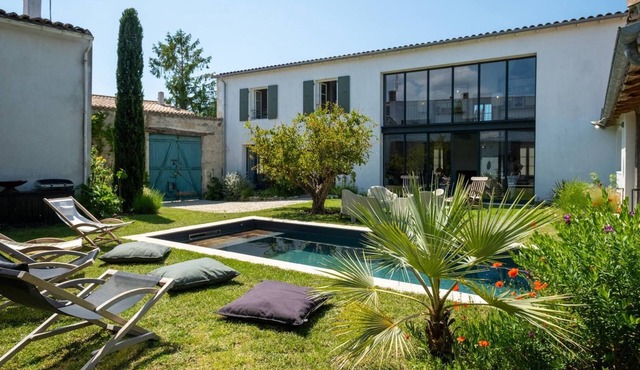 Grenadine - Charm et Space in a Renovated Former Winery