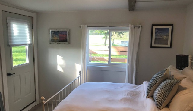 Grey County Farmhouse Suite