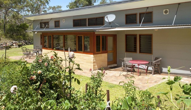 Grey Gums - feel the serenity