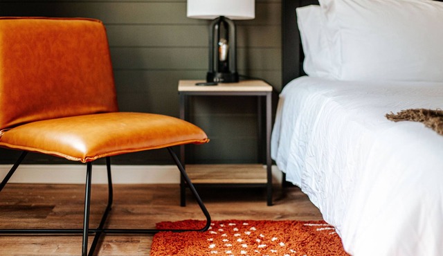 Grey Pine Lodge
