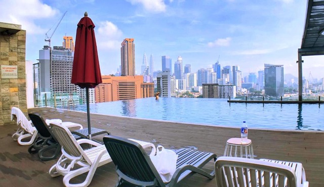 Greystone D'Majestic Place