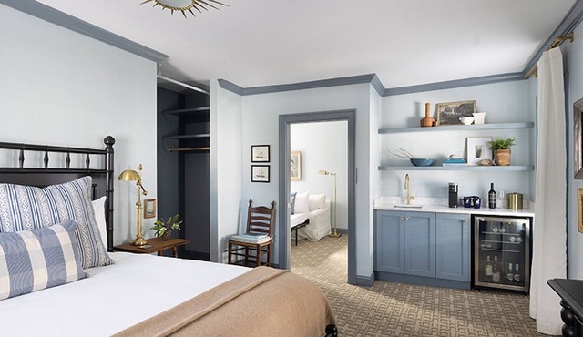 Griffin Suite at Kennebunkport Inn, Free Parking, Near Kennebunkport Marina