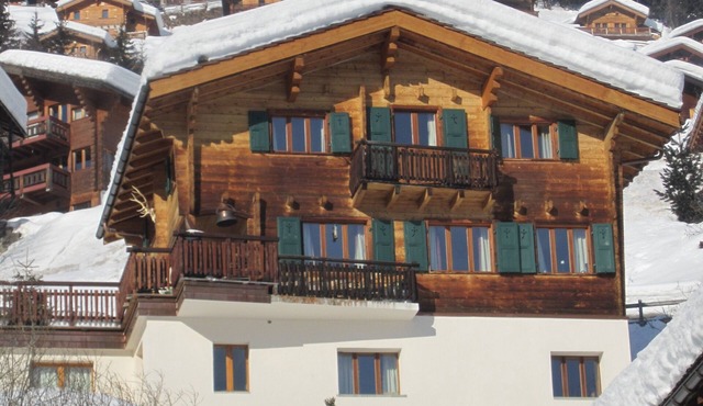 Grimentz - charming chalet - sleeps 13 in 7 bedrooms