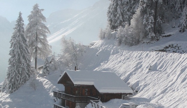 Grimentz - Charming Spacious Alpine Chalet With Stunning Views, Sleeps 8-10
