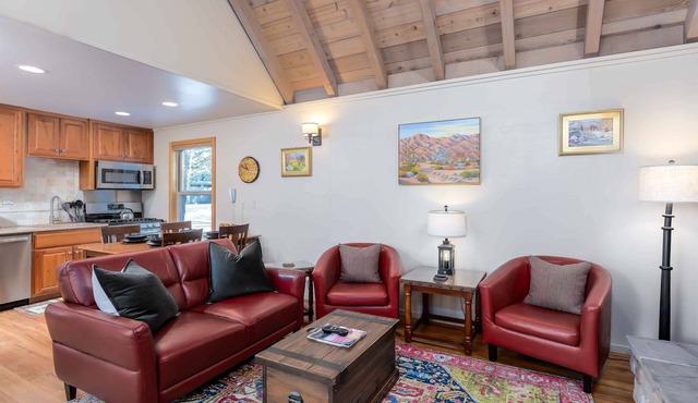 GRIZ02 - Little Feet & Four-Legged Friends Run Free in the Enclosed Deck