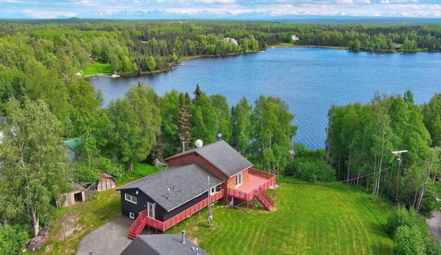 Grizzly Lodge at the Lake | Close to Kenai River