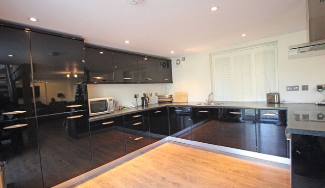 Grooms Cottage - Countryside Cottage near one of the top restaurants in Kent!