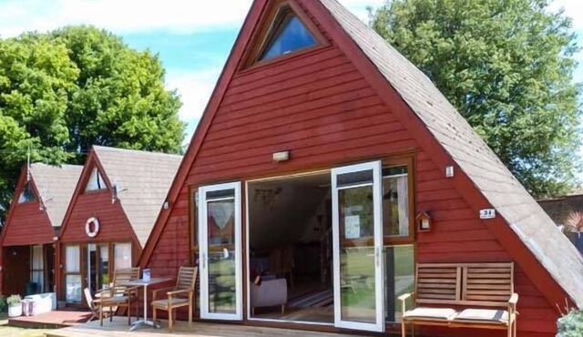 GROOVE ARMADA, family friendly, country holiday cottage in Kingsdown