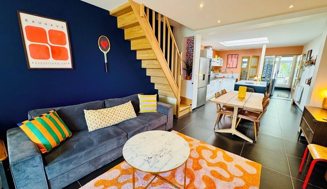 Groovy House, 10min from Lille, with electronic dart board