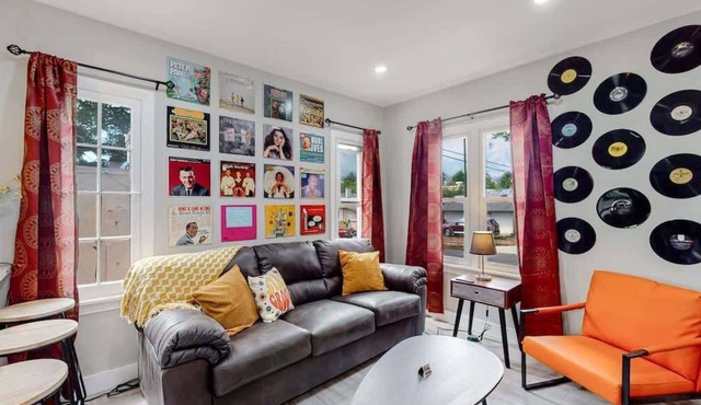 Groovy Getaway in the Heart of Denver
