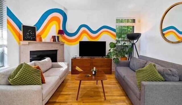 Groovy SoCo Stay | Walk to Shops, Eats & Bars