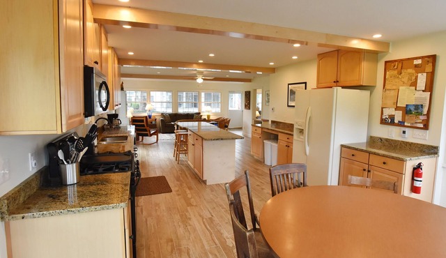 Grossman Cottage in Idyllic Linwood Park