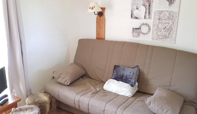 Ground floor, view mountain, terrace, parking, tv, ski locker, 25m², La Joue du Loup