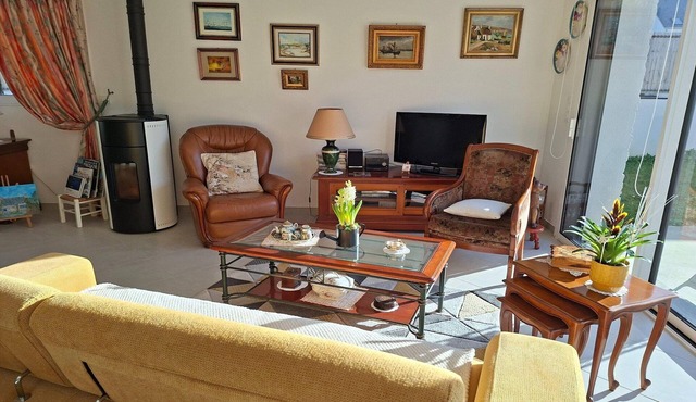 Ground floor holiday home in Plestin des Grèves