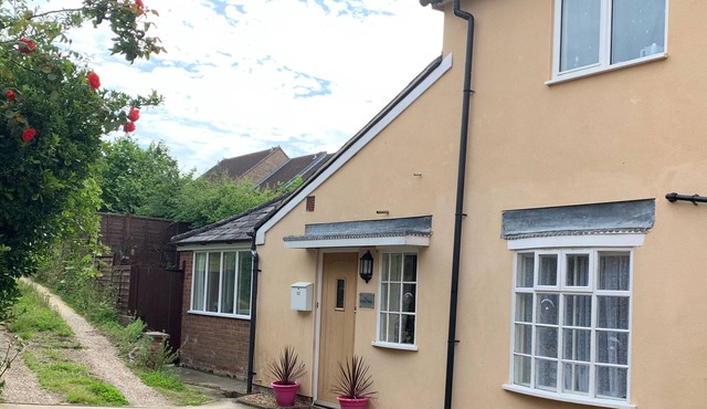 Ground floor 2 bedroom apartment set in the picturesque village of Bildeston